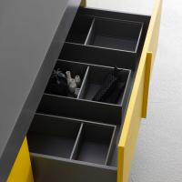Deep drawer equipped with 3 internal organisers in an Orion Grey finish
