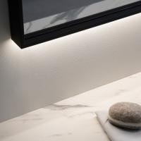 The lighting effect caused by the LED strip positioned at the bottom of the Pixi mirror