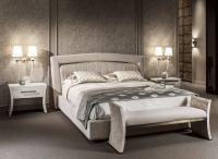 Luxury upholstered bed Portofino by Cantori with pleated satin headboard central panel