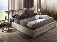 Twist double bed with velvet bed-frame and nubuck leather straps