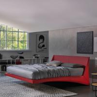 Dylan suspended leather double bed by Cattelan