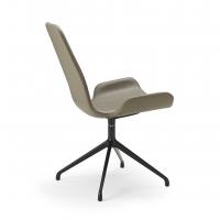 Flamingo chair by Cattelan with 4-spoke base