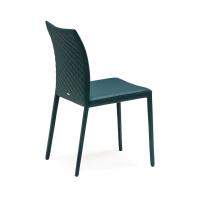 Norma chair by Cattelan has nice and elegant shapes with refined stitches