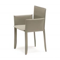 Piuma chair by Cattelan upholstered in 49 ‘Ash’ hide leather