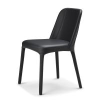 View from the side of Wilma by Cattelan chair with black leather finish