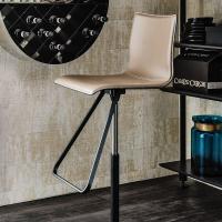 Chromed steel structure stool with hide-leather seat