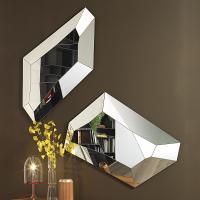 Diamond mirrors by Cattelan in the two positions