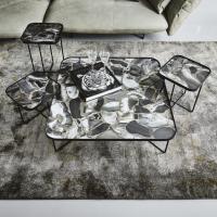 The wide range of available finishes allows you to adapt the Benny table to any home