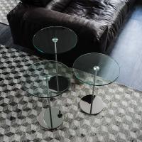 Gliss end table by Cattelan with clear glass top, view from above