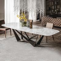 Skorpio table with Calacatta top by Cattelan