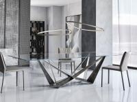 Crystal glass table Skorpio by Cattelan with central base in brushed grey painted metal