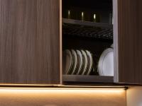Kitchen wall unit with dish drainer