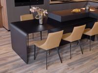 Brooklyn table integrated in the kitchen island