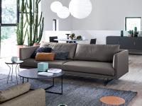 Jude leather sofa, 90 cm deep, with big seats and comfortable back cushions
