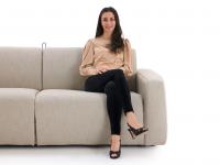 Esempio di seduta e proporzioni della seduta sul divano letto matrimoniale con seduta alta Icon