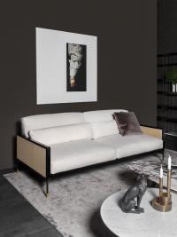 Maxime Retrò sofa with comfortable, welcoming seats filled with foam and feather with a couple of lumbar cushions