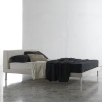 Bed with 78 cm high headboard, 9 high cm bed frame and 28 cm high from floor