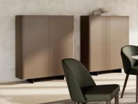 Couple of cupboards Maia with doors and structure covered in smooth leather and wood veneer top in Dark Coffee Ash-wood