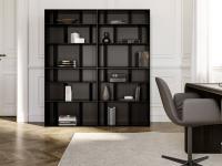 Lacquered bookcase with metal book dividers Maddie. This is the configuration 3 (cm 160 d.35 h.190) composed of 4 A modules, in the colour black