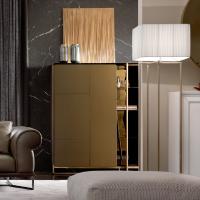 Apotema comes also with lacquered wooden frontal panels for a contemporary design