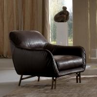 Venice vintage design leather armchair