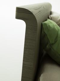 Precise artisan workmanship is used in the creation of the headboard of the Flight bed (finish not available)