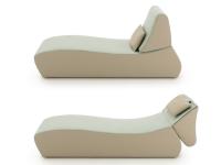 By moving the seat cushion you can easily change the chaise layout