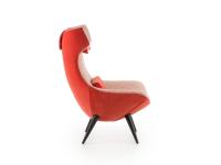 Laterla view of Olivia armchair with wengé wooden feet