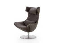 Olivia armchair covered in Nuvola leather