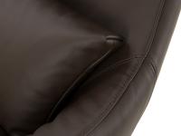 Detail of the small cushion that supports the lumbar area