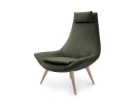 Agata armchair with high backrest and natural wooden feet