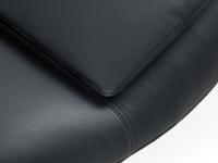 Detail of the seat cushion in charcoal Linea leather