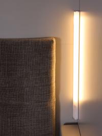 Soft, evenly diffused light gently illuminates the entire headboard and part of the sides. Also convenient for relaxing or reading in bed.