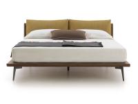 Ghibli double bed - version with high metal feet in burnish finish