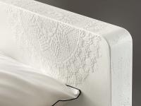 Detail of the Oleomalta® Linen headboard with special relief texture