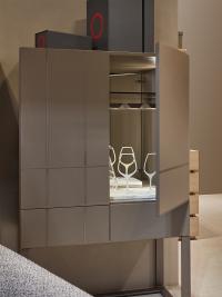 Oyster cabinet with matte lacquered Line processed doors and bar cabinet interior fittings