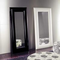 Fernando rectangular floor standing mirror with high-gloss solid wood frame