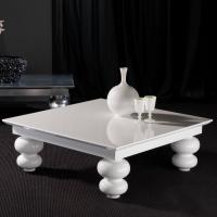 Bloomy classic white coffee table