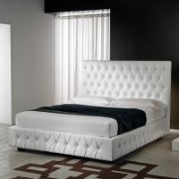 Lione high headboard tufted bed