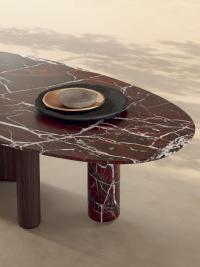 Red Levanto marble top and base detail