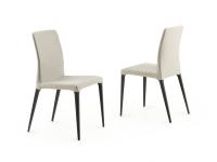 Delma living room chair with legs in painted ash wood 