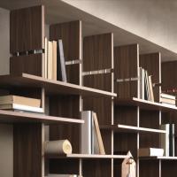 Detail of the panels that allow you to extend the height of the bookcase up to a max. of cm 285