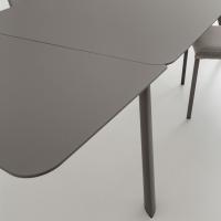 Detail of the shaped extendion leaf matching the top in London Grey Fenix