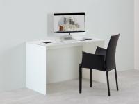 Multiglass desk in white lacquer