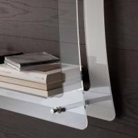 Eris plexiglass wall bookcase - shelf detail