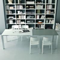 Giasone extendable table with minimalist design