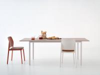 Egon rectangular table with optional extension
