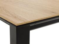 Detail of the natural oak wooden top standing on an aluminium structure