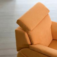 Appeal armchair with lift-up mechanism