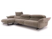 Each back cushion can be adjusted independently thanks to a double mechanism